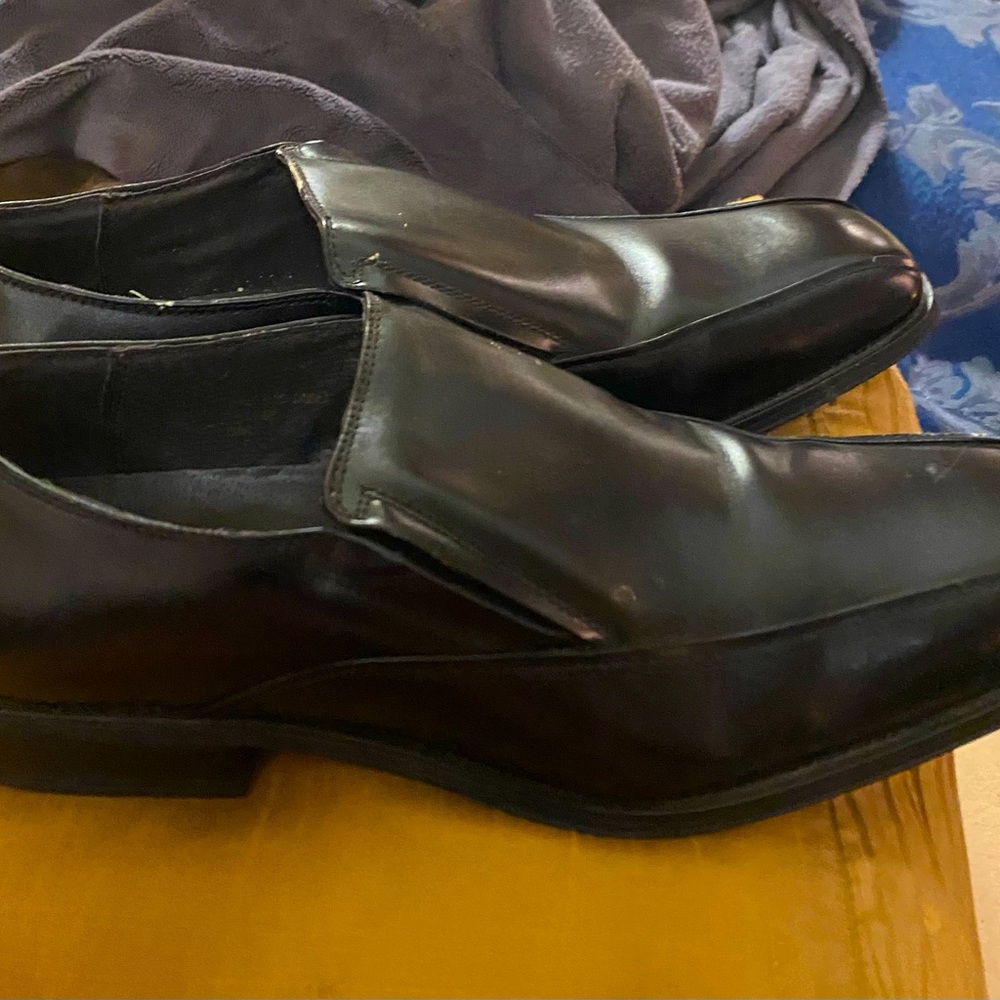 Stafford Mens Sz 10M 19963- 8 Black Genuine Leather Shoes Slip-on Loafer